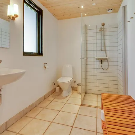 Three-bedroom Holiday In Feriehus *