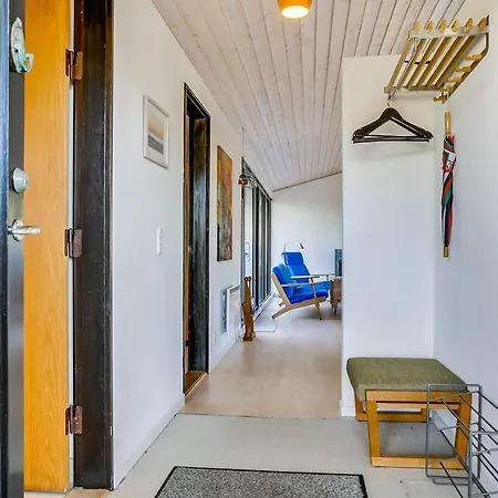 Three-bedroom Holiday In Feriehus