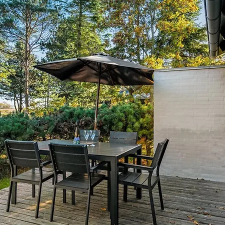 Three-bedroom Holiday In *